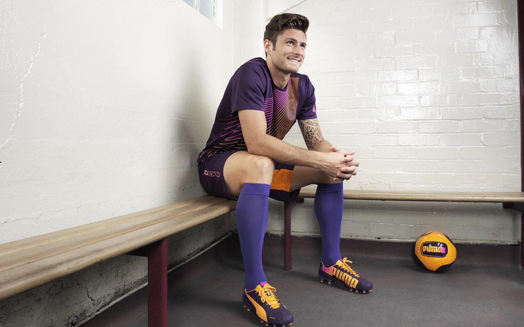 国际泳坛再掀禁赛风波 顶尖选手涉药事件引发连锁反应